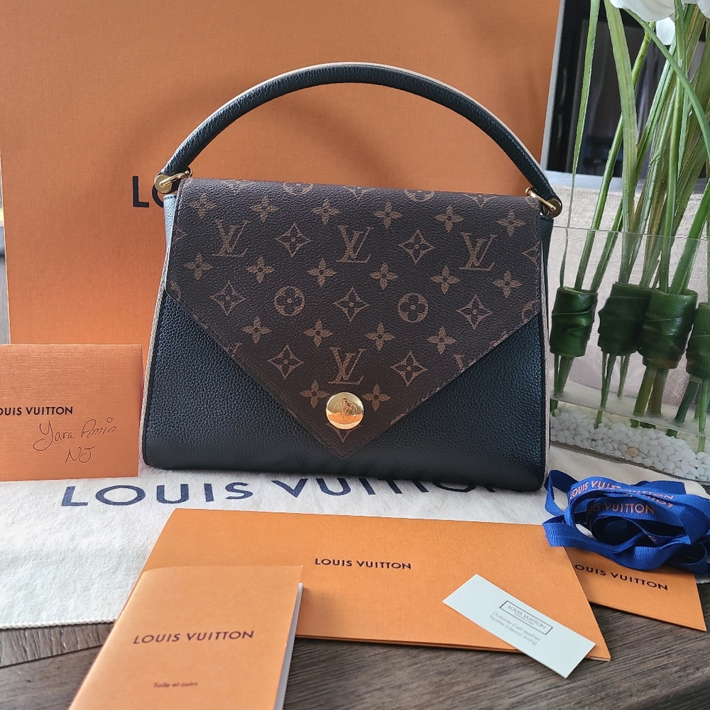 Louis vuitton double V tote